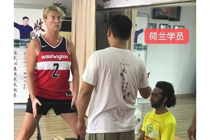 外籍学员在上善太极练习